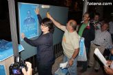 Se celebra la tradicional pegada de carteles con la que arranca de forma oficial la campaña electoral para las europeas - 7 Se celebra la tradicional pegada de carteles con la que arranca de forma oficial la campaña electoral para las europeas - 7