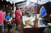 Se inaugura el Mercado de Santiago en el parque municipal con un total de 18 expositores en los que se ofrecen productos artesanos - 10