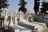 El Ayuntamiento pone a punto el Cementerio Municipal Nuestra Señora del Carmen para la celebración del Día de Todos los Santos 2014 - 11