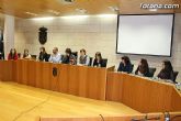 Ocho estudiantes de la Universidad de Murcia firman un convenio de colaboración - 4