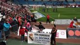 Más de 50 aficionados madridistas se desplazaron a Almería para presenciar el encuentro entre el Almería CF y el Real Madrid - 3