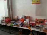 El II desayuno solidario a beneficio de Cáritas recaudó unos 200 Kg de comida y más de 100 juguetes - 13