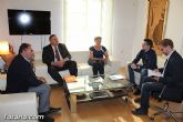 El alcalde y miembros del Gobierno municipal se entrevistan con el consejero de Fomento e Infraestructuras - 3