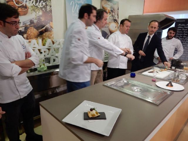 Dos estudiantes del Centro de Cualificación Turística de la Región son elegidos finalistas en concursos de Madrid Fusión - 2, Foto 2