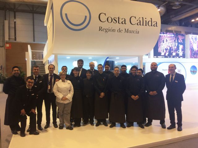 Dos estudiantes del Centro de Cualificación Turística de la Región son elegidos finalistas en concursos de Madrid Fusión - 3, Foto 3