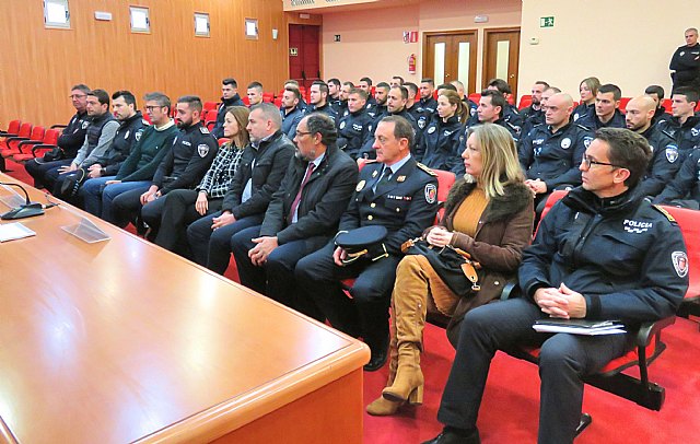 Los cinco agentes aspirantes a ingreso en el Cuerpo de Policía Local de Alguazas comienzan su formación en la ESPAC - 1, Foto 1