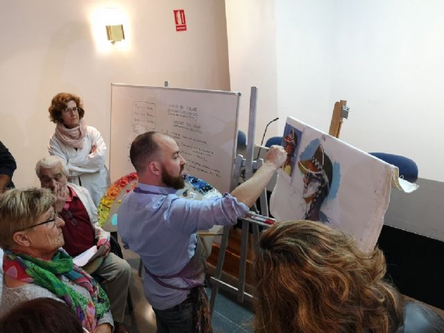 20 alumnos disfrutan y aprenden de manos del artista madrileño Alejandro Carpintero, Foto 3