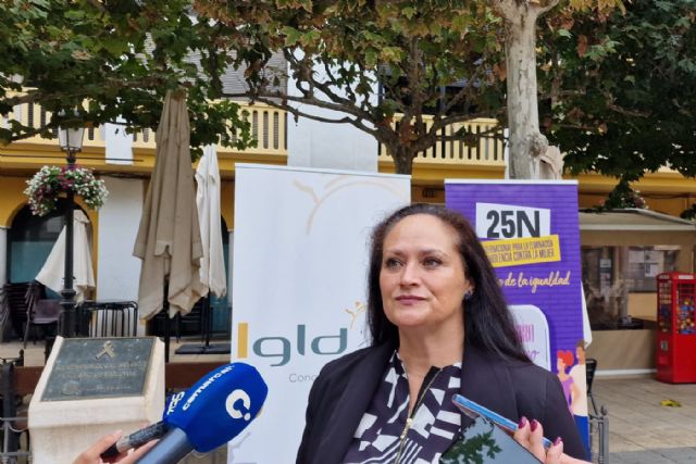 El Ayuntamiento de Lorca muestra su solidaridad y apoyo con todas las mujeres víctimas de violencia machista - 1, Foto 1