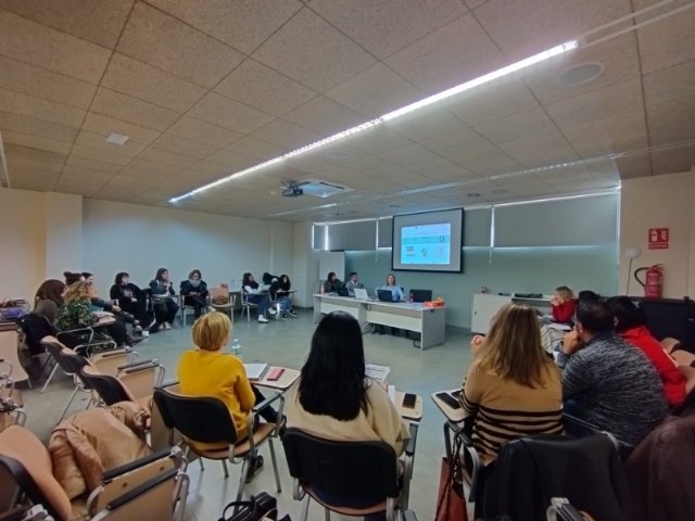 La Red Alhamea de Accin para la Inclusin Social se ampla a nuevas reas y entidades del municipio, Foto 1