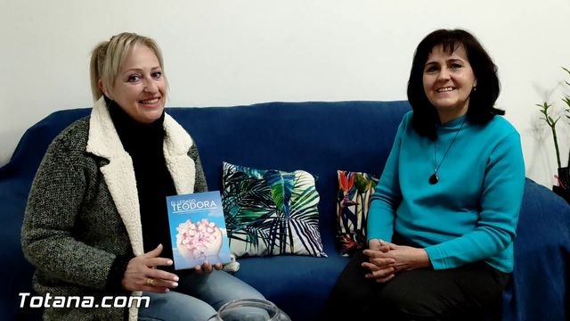 Entrevista a Dori Hernández sobre su libro “El legado de Teodora”, Foto 1