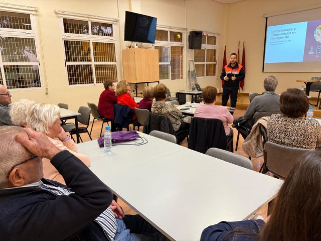 Las Jornadas de Seguridad y Prevención para Mayores continúan este martes en Lobosillo - 2, Foto 2