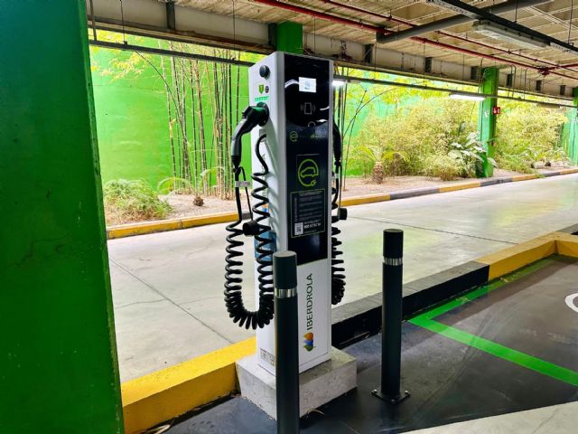 El Centro Comercial Thader amplía su infraestructura de recarga eléctrica con 8 nuevos cargadores - 2, Foto 2
