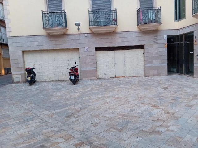 El barrio de San Juan renueva su imagen a través de la eliminación de pintadas vandálicas - 3, Foto 3