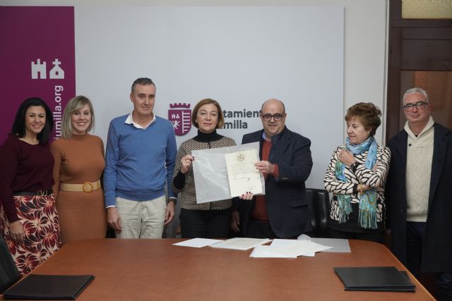 El Ayuntamiento recepciona la donación de varios documentos pertenecientes al canónigo Juan Lozano Santa - 2, Foto 2