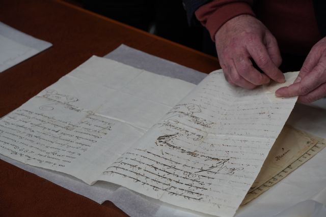 El Ayuntamiento recepciona la donación de varios documentos pertenecientes al canónigo Juan Lozano Santa - 3, Foto 3