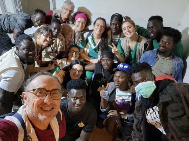 Profesionales sanitarios de la Universidad de Murcia participan en una campaña de cirugía solidaria en Senegal - 2, Foto 2