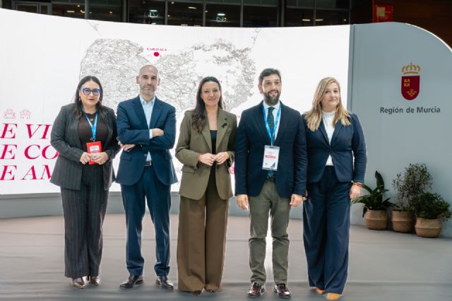 La Región presenta en FITUR una nueva campaña turística que aúna cultura y gastronomía - 2, Foto 2