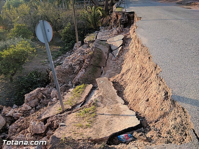 La Comunidad destina más de 1,5 millones a obras de emergencia en 11 carreteras regionales dañadas por los temporales de lluvia y nieve, Foto 1