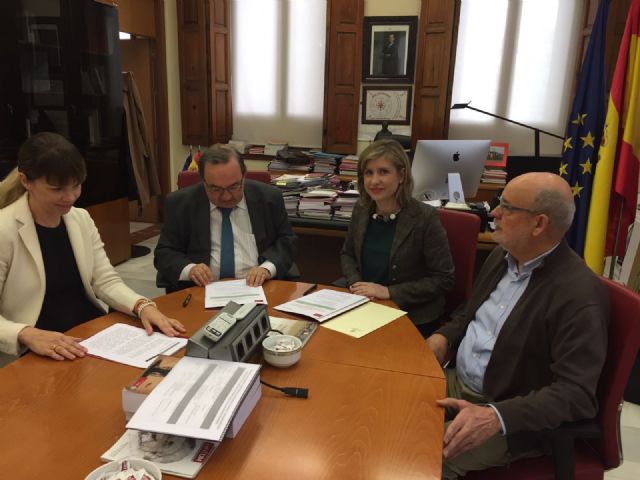 El Ayuntamiento de Molina de Segura y la Universidad de Murcia firman un convenio para la creación de una Sede Permanente de Extensión Universitaria en el municipio - 3, Foto 3