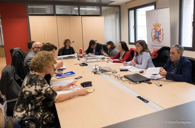 La bajada del agua se vera en una proxima reunion de la Comision de Hacienda - 1, Foto 1