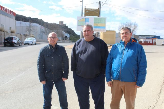 Comienzan las obras de renovación del tendido eléctrico y la iluminación del Polígono Industrial Cerro del Castillo - 2, Foto 2