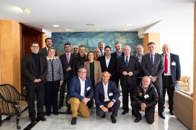 Miguel Cascales: “La Ley de Senderos nos sitúa en primera línea nacional en el fomento de la actividad física y el turismo activo” - 2, Foto 2