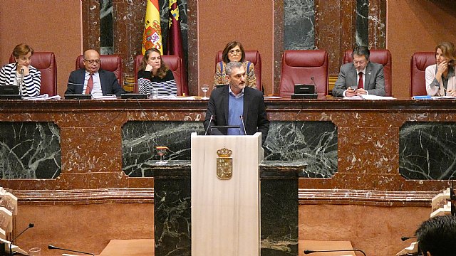 Urralburu: La patronal debería ser más responsable a la hora de hacer declaraciones sobre asuntos que desconoce - 1, Foto 1