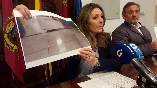 El PP solicita al gobierno local que solucione los problemas de hundimiento del suelo en el local de La Pulgara - 2, Foto 2