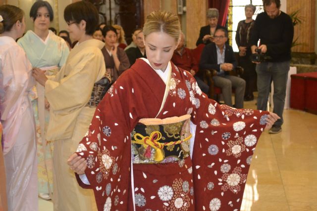 La Universidad de Murcia clausura la semana cultural japonesa con la visita del embajador de Japón en España - 1, Foto 1