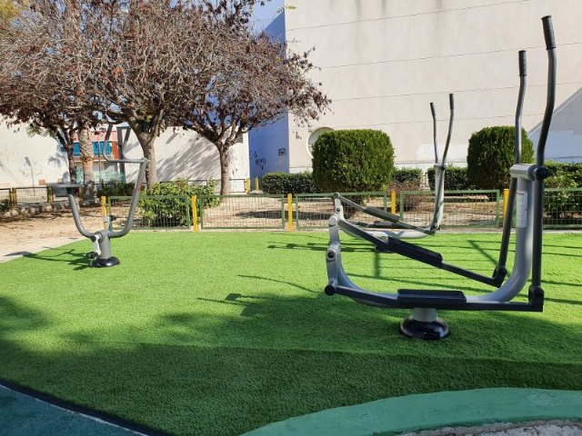 Alguazas apuesta por la salud y el deporte con un nuevo gimnasio urbano ubicado en la Plaza Paco Serna - 1, Foto 1
