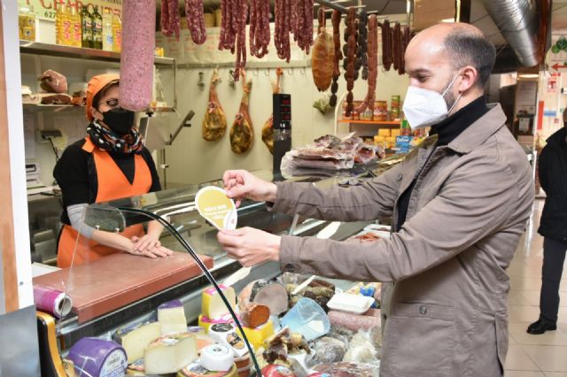El Ayuntamiento de Lorca continúa modernizando las Plazas de Abastos y la de las Hortalizas con la creación de una página web para aumentar sus posibilidades de venta al público - 2, Foto 2