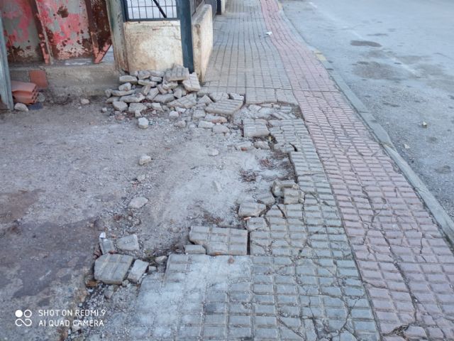 IU exige la regeneración de la Rambla de las Chatas y el arreglo de la Avenida de Sutullena - 2, Foto 2