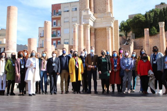 La Comunidad organiza visitas sonoras al Teatro Romano de Cartagena para celebrar el Día Internacional del Guía de Turismo - 2, Foto 2