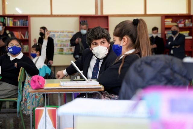 López Miras anuncia una nueva ayuda de 1.200 euros para escolarizar niños de hasta 3 años - 1, Foto 1