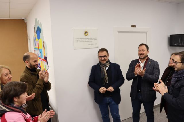 El alcalde de Lorca inaugura la nueva sala de estudio 24 horas en el barrio de La Viña con capacidad para 28 estudiantes y acceso mediante tarjeta - 1, Foto 1