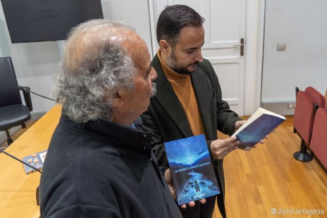 Pedro Fernández presenta su último libro ´Un Cometa llamado Soledad´ - 1, Foto 1
