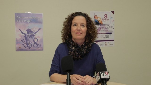 Alhama de Murcia celebra el 8M con una marcha solidaria y un viaje a Caravaca, entre otras actividades, Foto 1