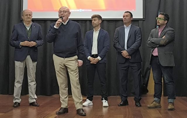 Minera Empresas congrega a más de cien personas para analizar el histórico comienzo de la Deportiva Minera - 4, Foto 4
