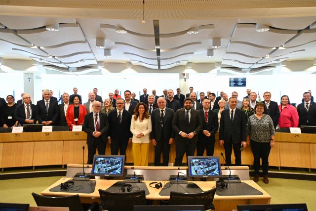 López Miras refuerza la defensa de los intereses del campo de la Región desde la Comisión de Recursos Naturales de la UE - 2, Foto 2