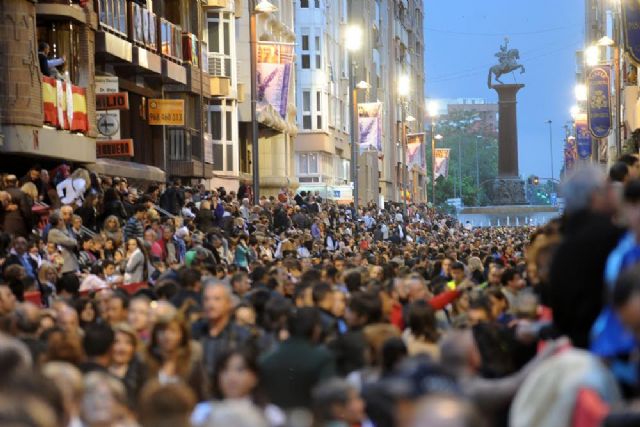 Las procesiones de Viernes de Dolores y Domingo de Ramos logran un rotundo éxito de respuesta popular, vendiendo todas las sillas disponibles - 1, Foto 1