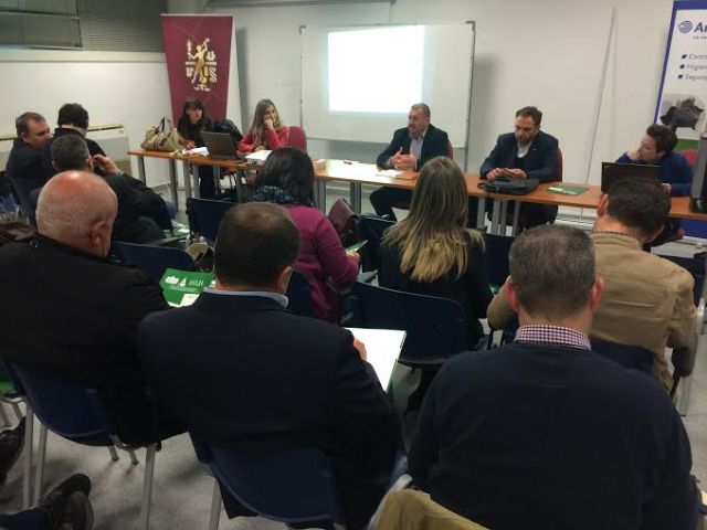 ASAJA organiza una ponencia sobre las nuevas normativas del Ministerio de Agricultura, Alimentación y Medio Ambiente en materia agrícola y ganadera, Foto 7