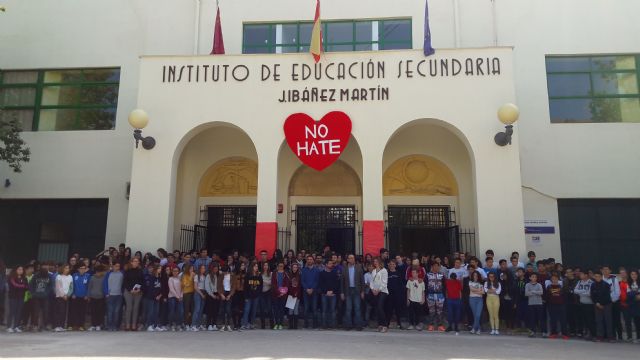 Lorca conmemora el Día Internacional de la Eliminación de la Discriminación Racial recordando a las víctimas de la intolerancia y condenando los delitos de odio - 1, Foto 1