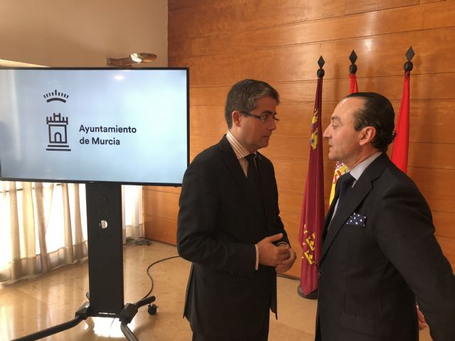 El cauce del río se iluminará con los colores de la Semana Santa - 1, Foto 1