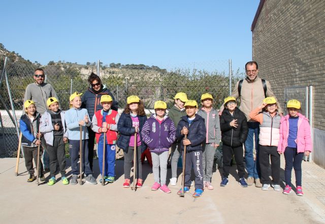 Medio Ambiente celebra el Día del Árbol con talleres, plantaciones de árboles y juego didácticos para escolares - 1, Foto 1