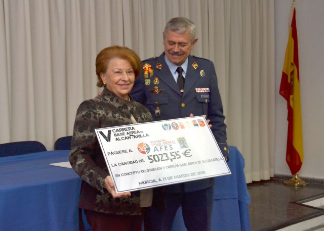 La Base Aérea de Alcantarilla dona más de 15.000€ a tres asociaciones - 1, Foto 1