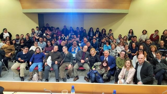 Familia financia este año con cuatro millones los servicios para 452 personas con Síndrome de Down - 1, Foto 1