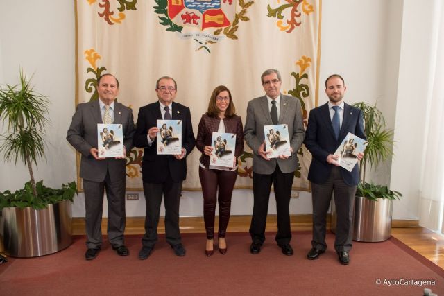 La Junta de Cofradias presenta la segunda edicion de su revista oficial de Semana Santa - 1, Foto 1