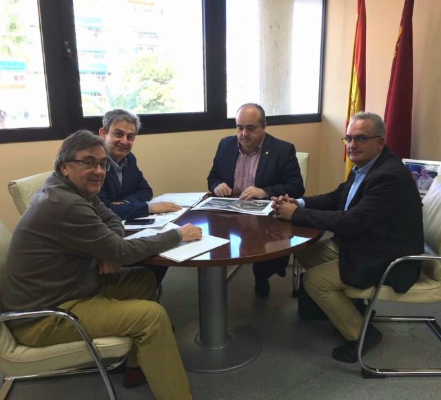 El Ayuntamiento logra el compromiso de Carreteras para construir la rotonda de la RM 332 en San Jose Obrero - 1, Foto 1