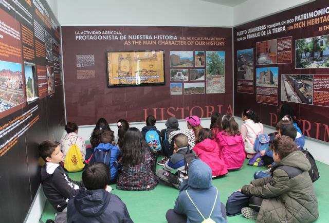 Cerca de 1.000 escolares de Puerto Lumbreras celebran el Día Internacional del Agua - 1, Foto 1