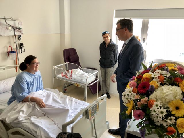 El primer bebé murciano de la primavera se llama David  y nació durante el equinoccio - 1, Foto 1